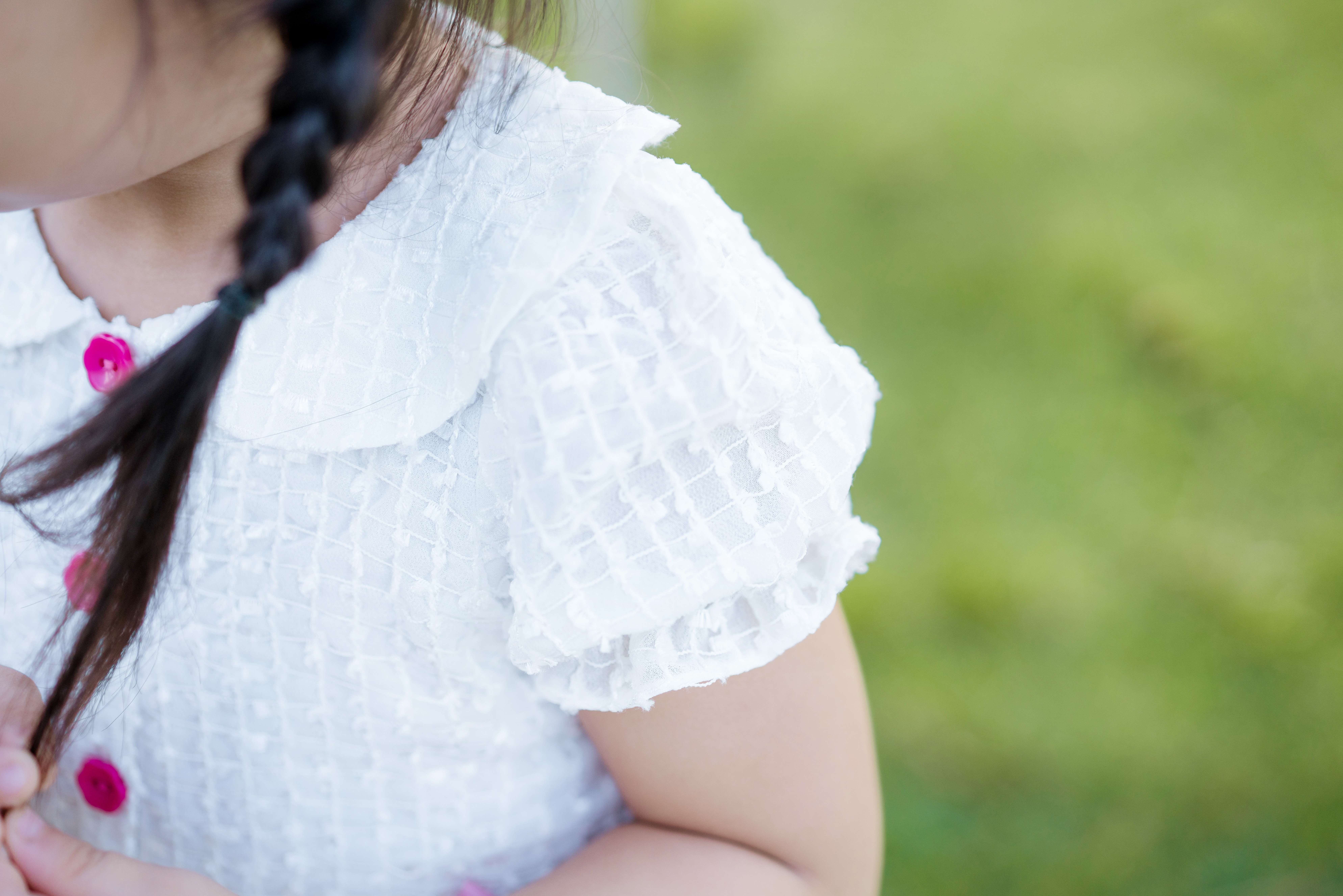 Đầm bé gái BLACK &amp; WHITE 2 lớp, vải chính Voan Kính, vải lót Cotton, lựa chọn xuất sắc cho Mùa Hè 2023