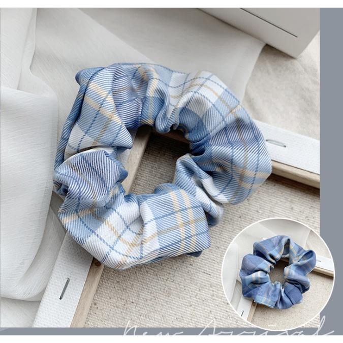 Dây Buộc Tóc, Cột tóc Scrunchies Co Giãn Thời Trang Nhiều Màu - Trắng tím