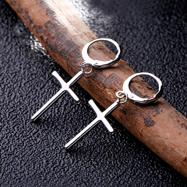 Bông tai khuyên tai idol hình chữ thập