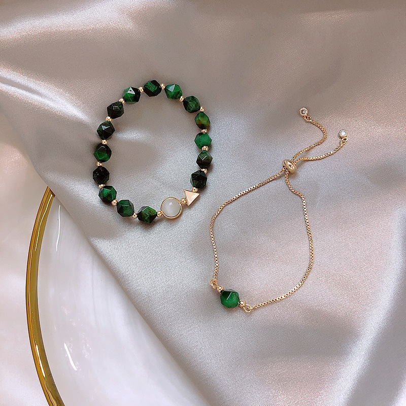 Combo 2 Lắc tay Ngọc Lục bảo, Chất liệu Đá Thạch Anh Ngọc Lục , cỡ hạt 7-8li, Kèm bản Photocopy KIỂM ĐỊNH ĐÁ QUÝ TẠI SJC – MS G87695 - kèm hộp đựng Hoa Hồng, mẫu CrownX.436B.2