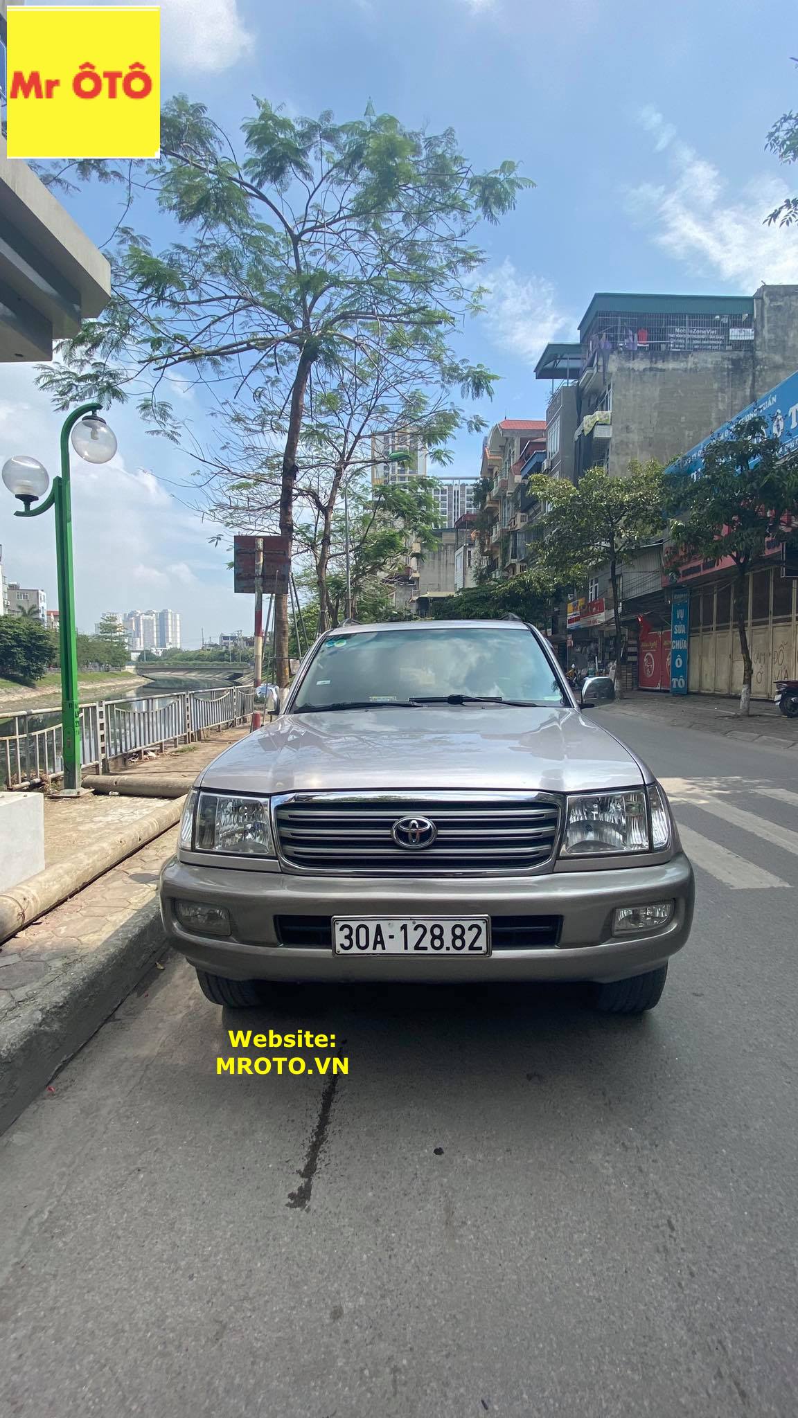 Rèm Che nắng xe Land Cruiser 2000-2010 loại 1 có hút nam châm, Vải dày dặn, chống nắng tuyệt đối