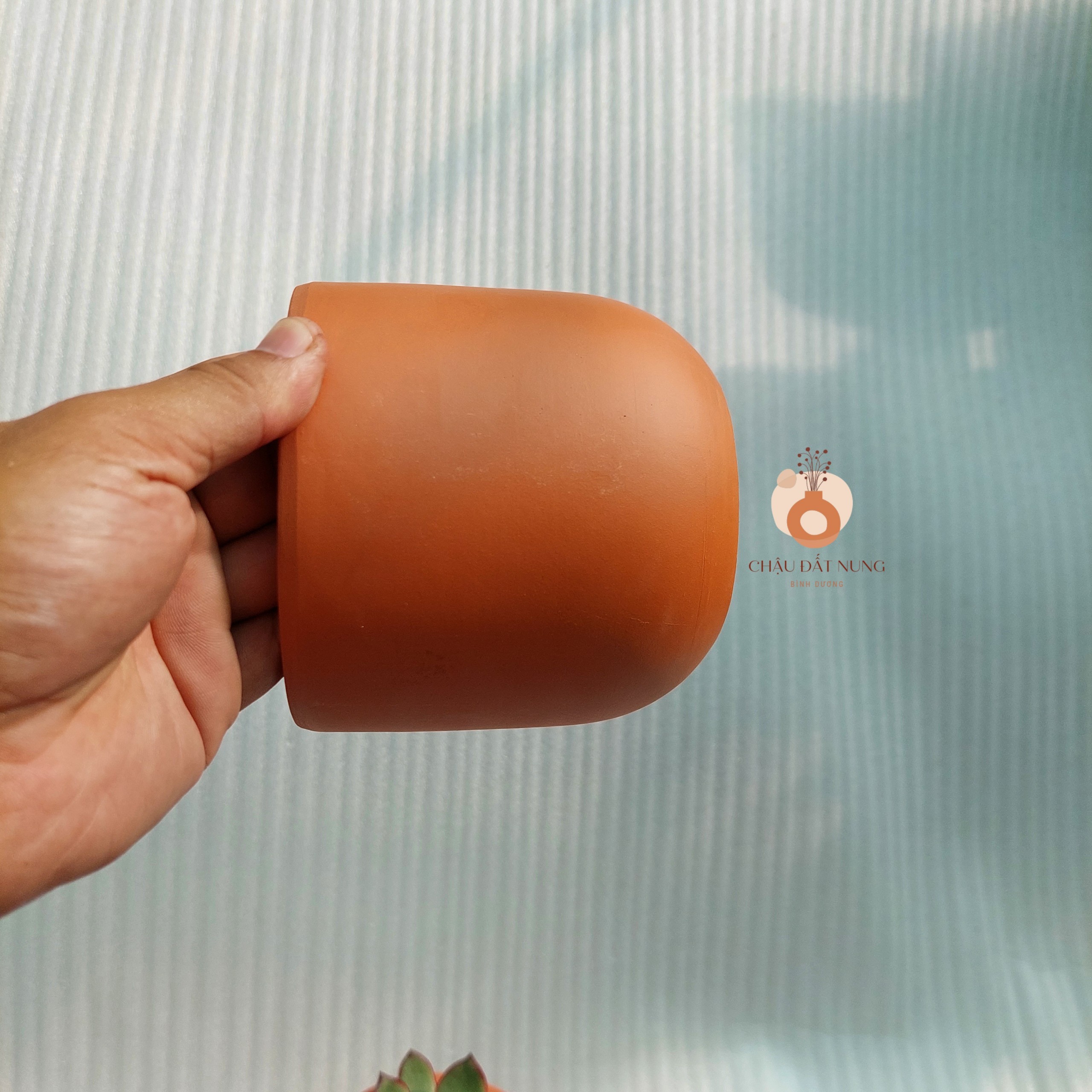 Chậu đất nung Bình Dương - Trụ trứng 1210, miệng chậu 12cm, chiều cao 10cm