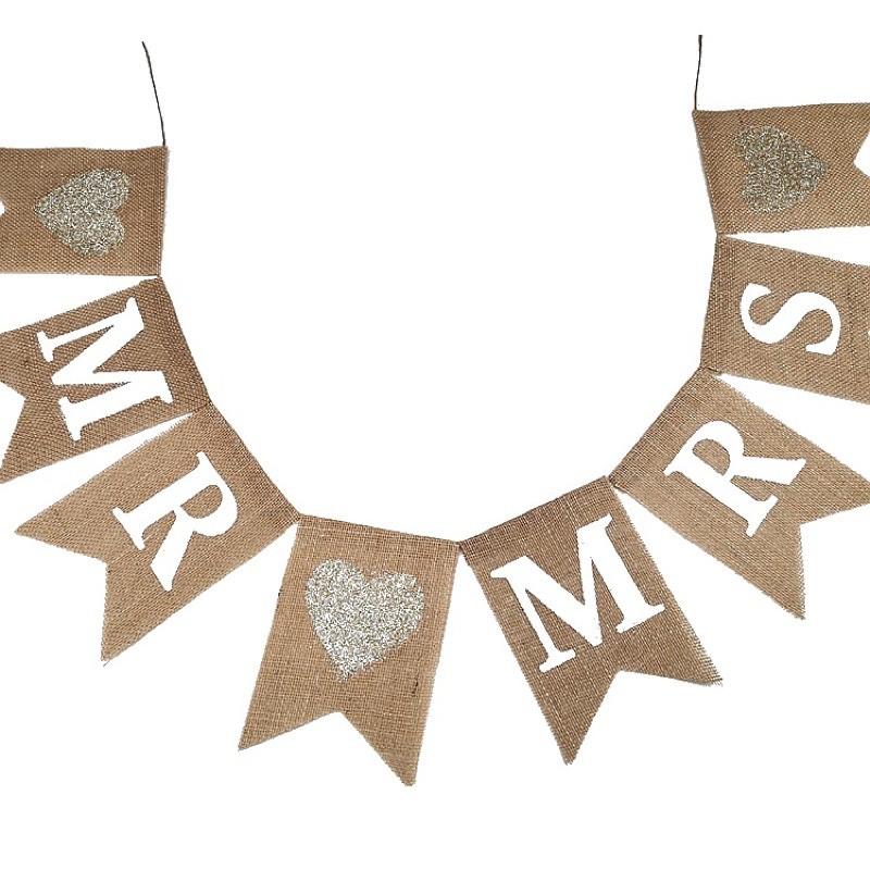 Dây cờ MR & MRS trang trí tiệc cưới