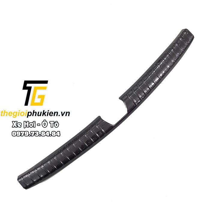 Bộ Ốp bậc cốp dành cho Hyundai Accent 2018-2020 vân Carbon