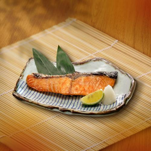 Cá hồi nướng muối - 1 đĩa
