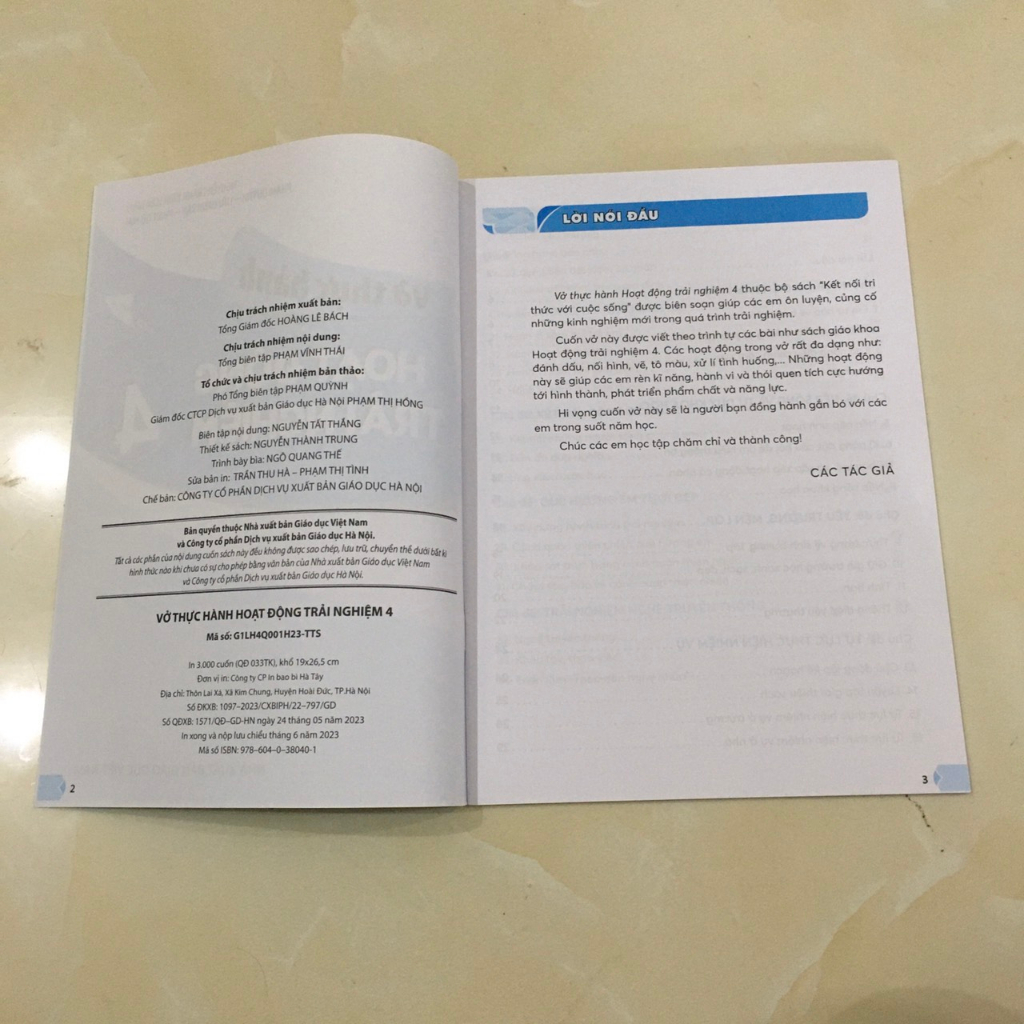 Sách - Vở Thực hành Hoạt Động Trải Nghiệm Lớp 4 ( kết nối tri thức )