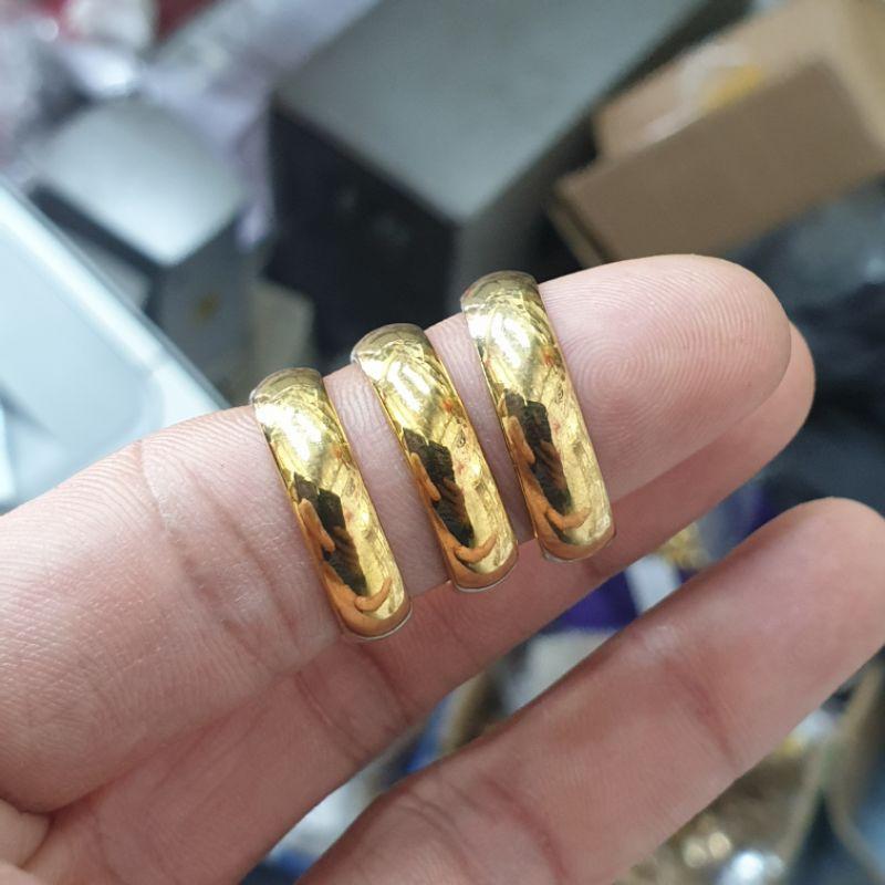 Nhẫn khâu vàng titanium cao cấp- Dùng lâu dài tắm rửa không đen