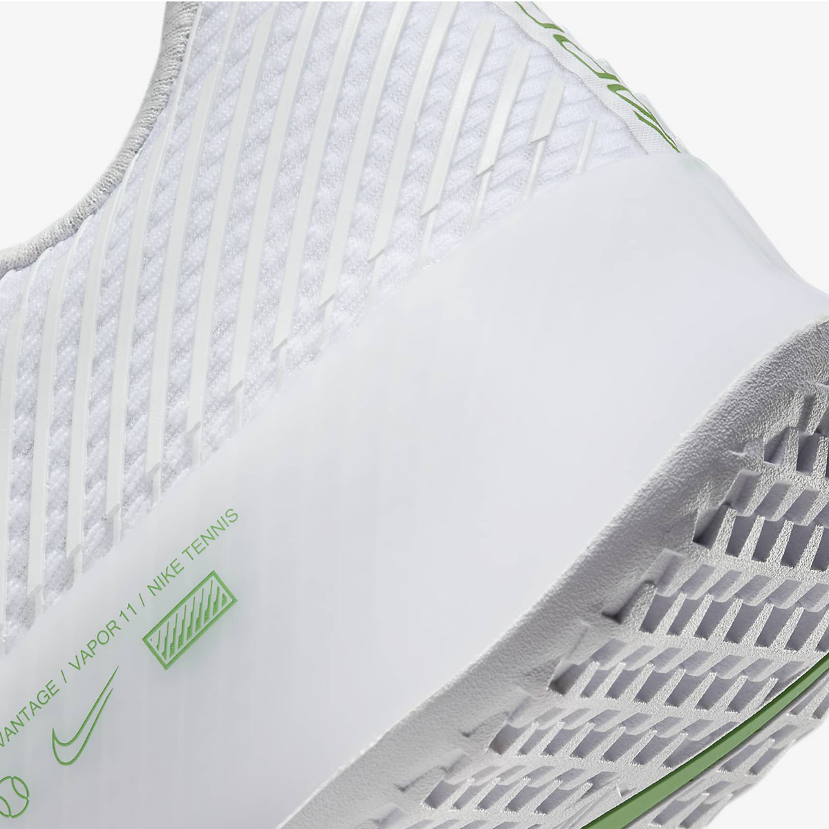 Giày Tennis nam M NIKE ZOOM VAPOR 11 HC