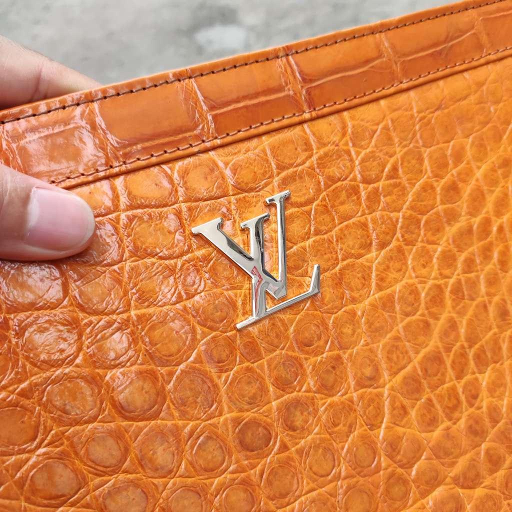 Kẹp nách Da Bụng Cá Sấu vàng bò siêu đẹp. Có khóa số bảo mật!