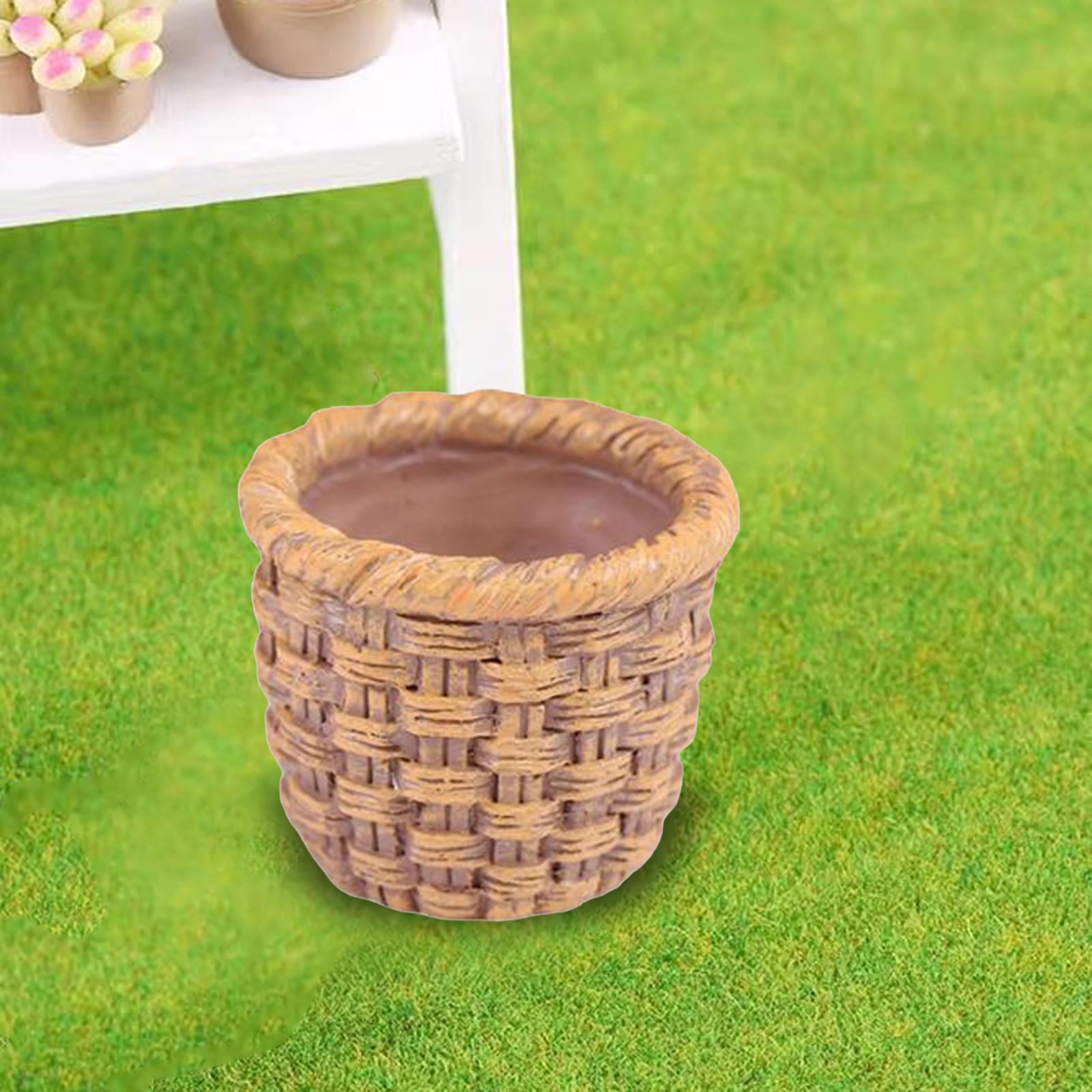 1:12 Scale Dollhouse Miniature Woven Basket Pretend Toys 2.2x2.6cm, Micro Landscape Photo Props, Classic Design Doll House Furniture Model