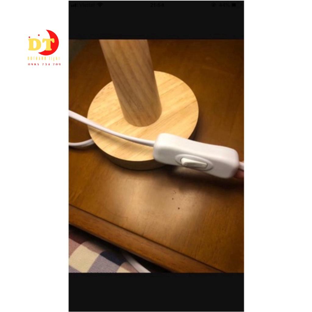 Đèn Ngủ Để Bàn Thân Gỗ Phong Cách Bắc Âu HTLK DBN