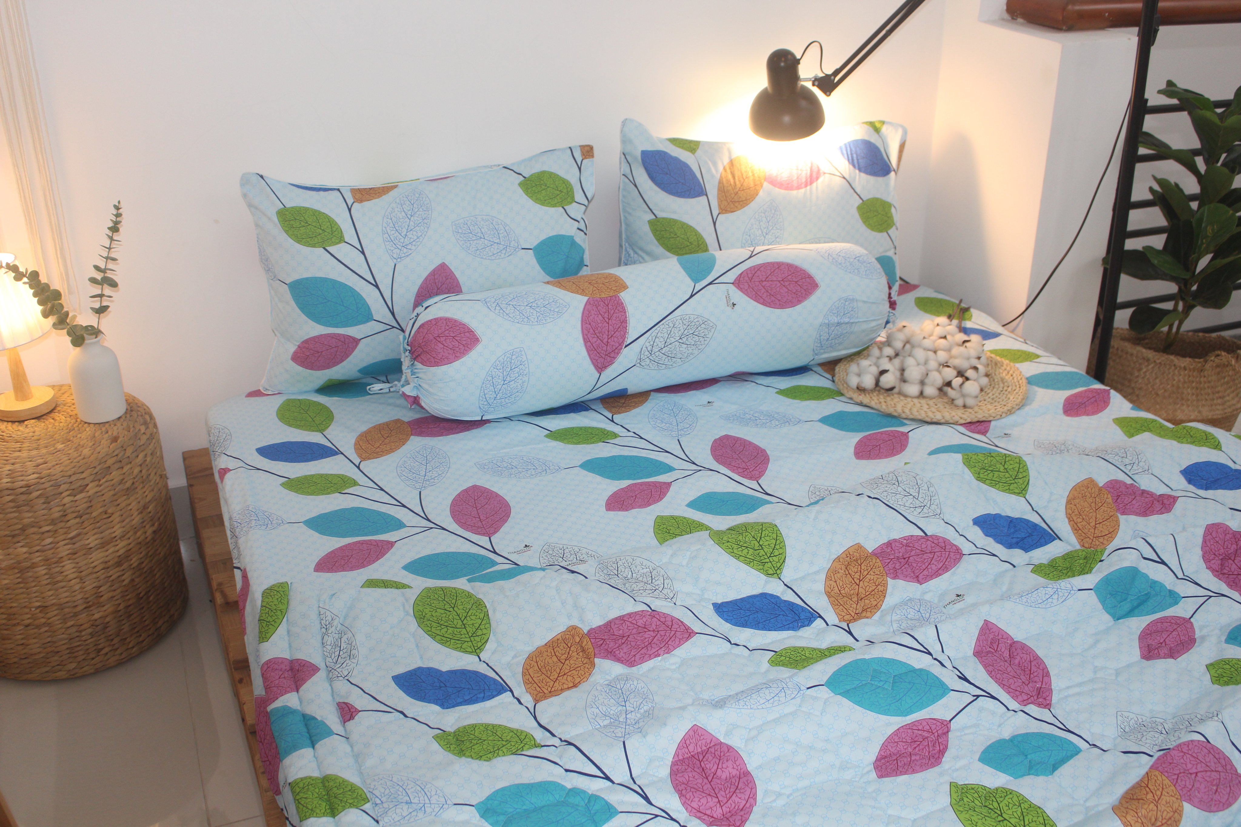 Bộ Drap Gối Cotton -Mẫu Lá Dây Nền Xanh vải dày dặn, mát mẻ, siêu thấm mồ hôi