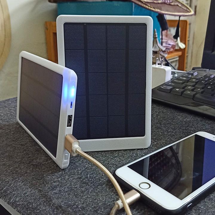 Pin Sạc Dự Phòng Năng Lượng Mặt Trời Siêu Mỏng 10000mAh