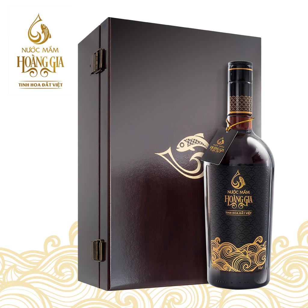 Nước mắm Hoàng Gia 750ml (Hộp gỗ)