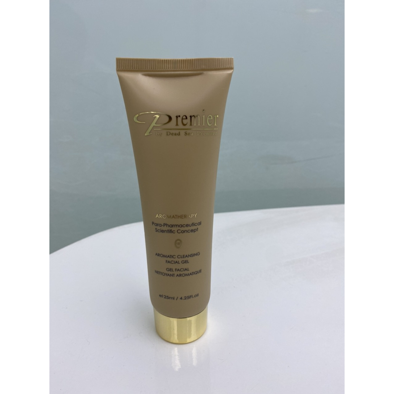 Gel rửa mặt nâu Premier by dead sea 125ml