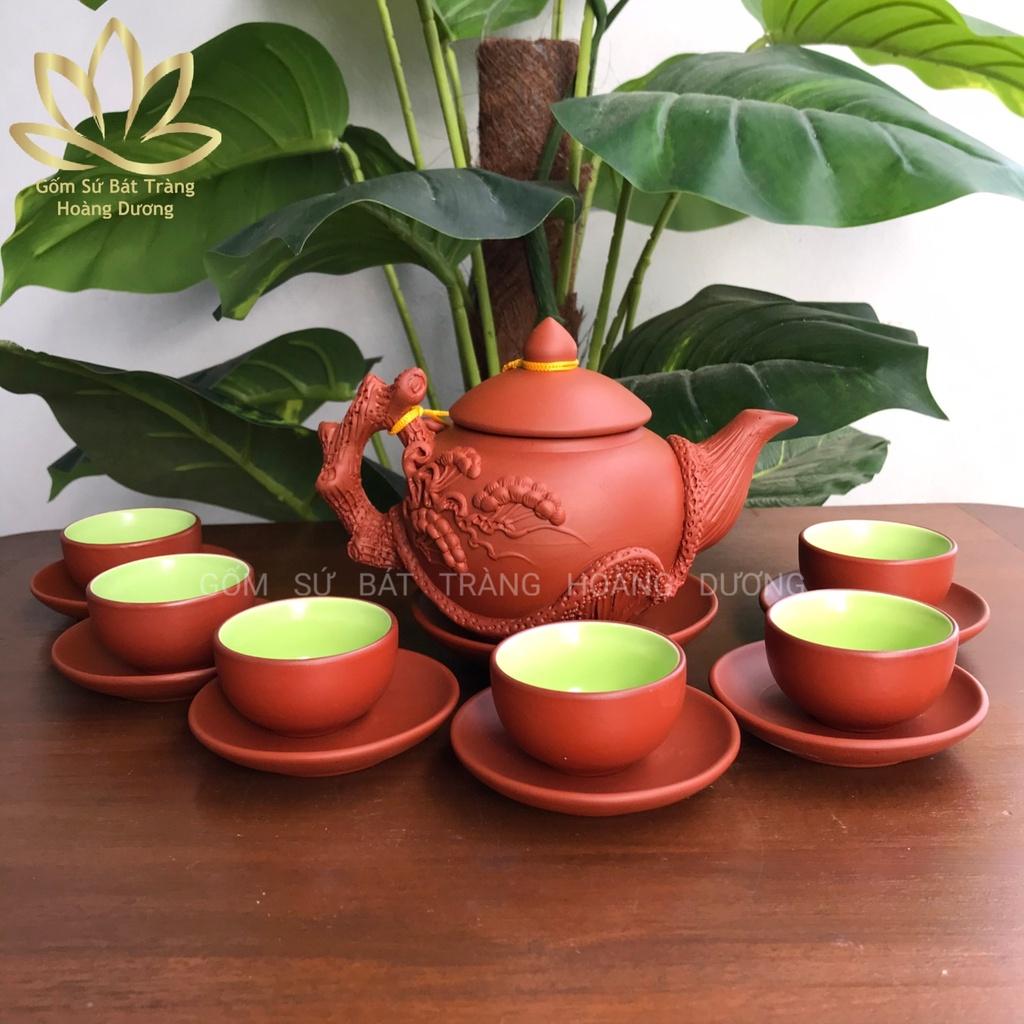 Bộ ấm chén trà Tử sa Bát Tràng đắp nổi Lão Tùng đỏ 400ml