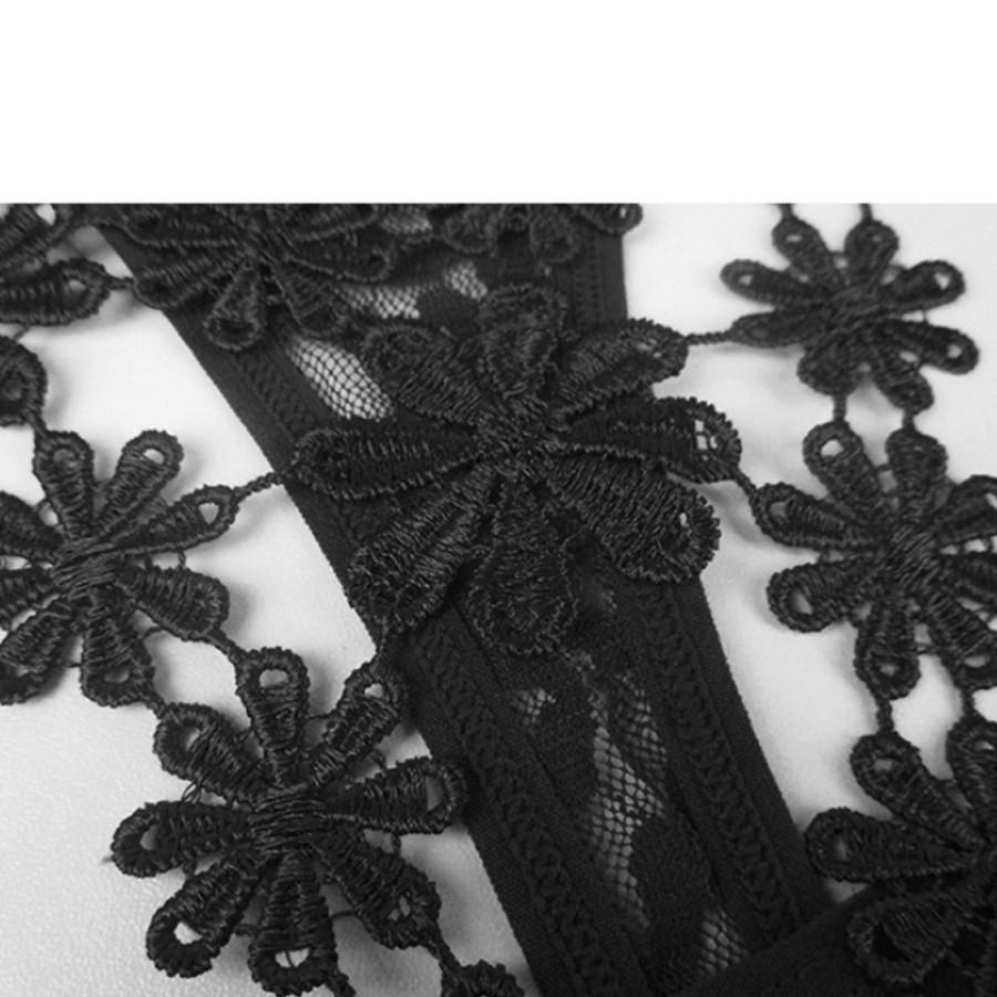 Quần lót nữ hình hoa quyến rũ