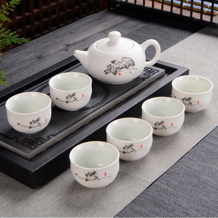 Bộ ấm trà gốm sứ hoa sen Tây Thi