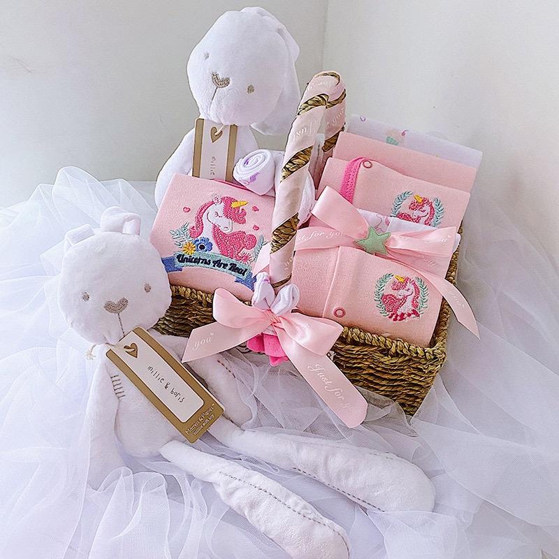 [MẪU MỚI] Giỏ quà cao cấp bao gồm set đồ sơ sinh dành làm quà tặng dễ thương cho bé