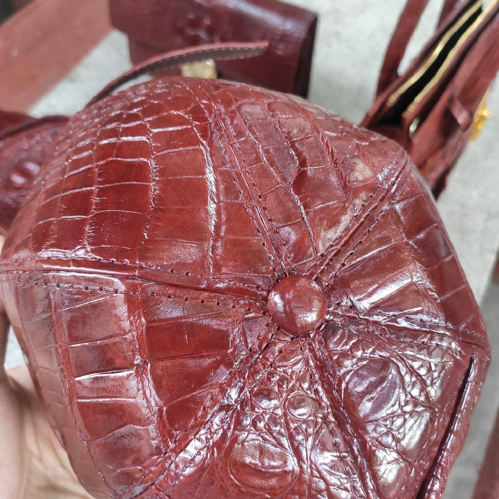 Nón da cá sấu có móng siêu đẹp..