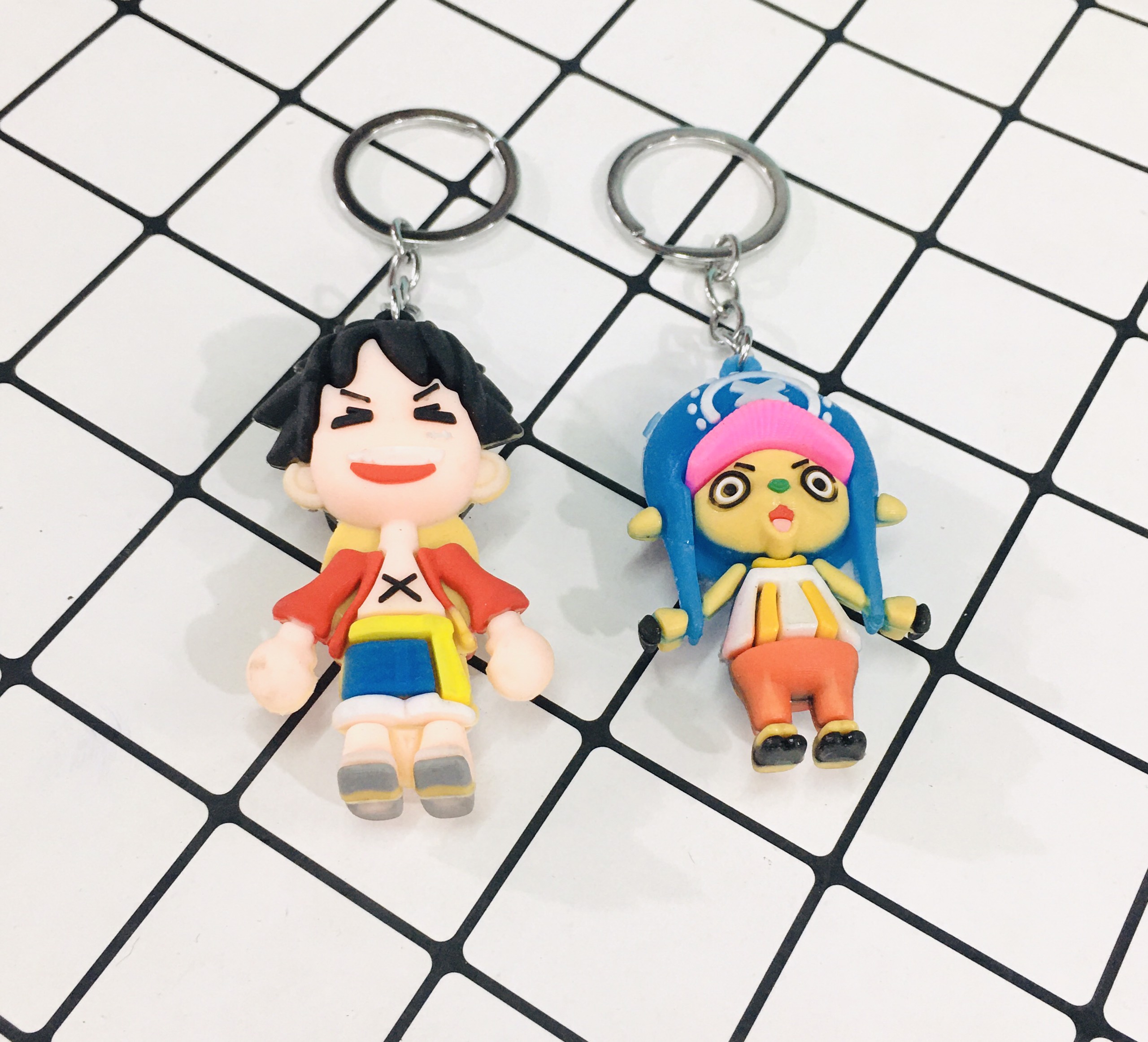 Set 2 Móc khóa tượng One Piece Luffy và Chopper