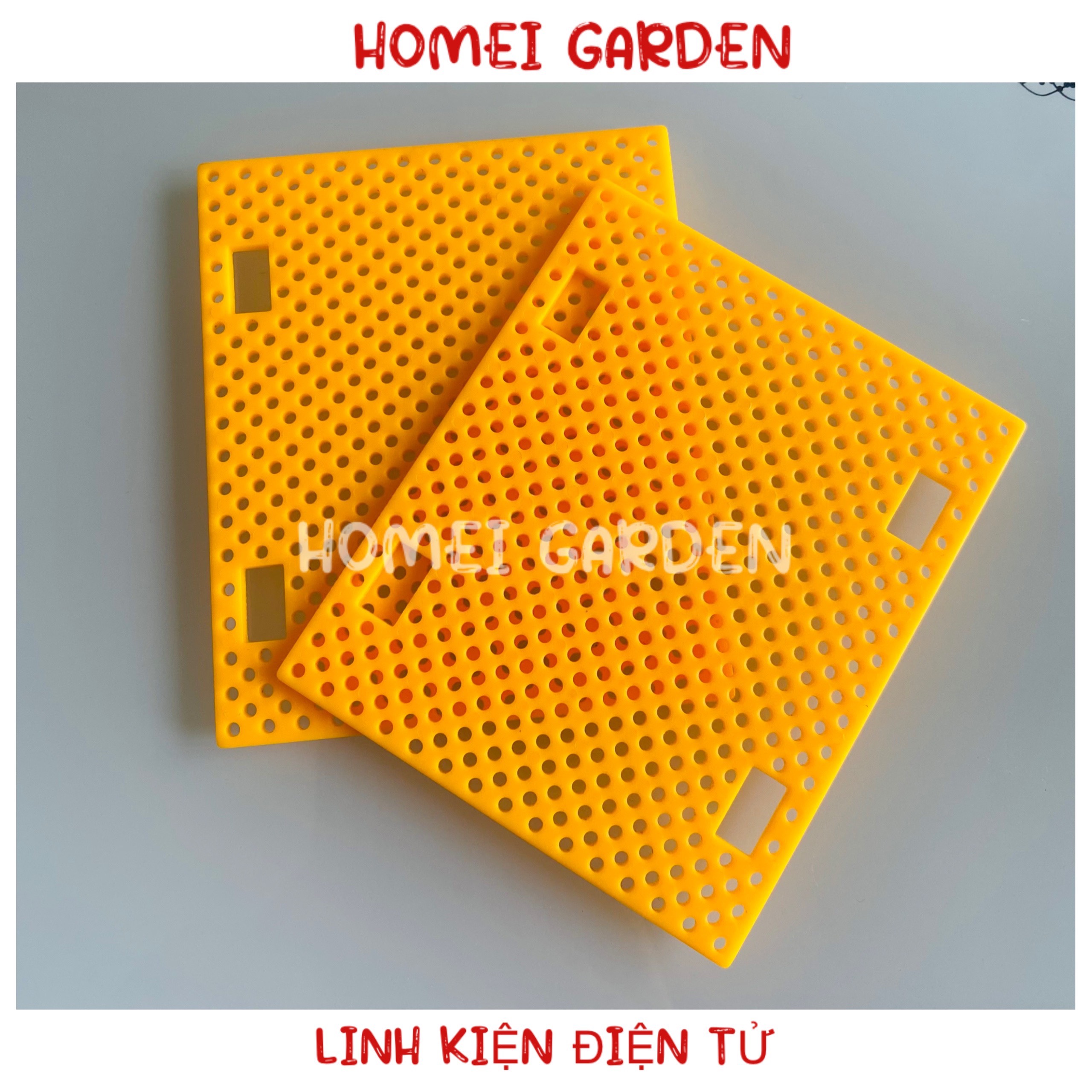 Tấm nhựa có lỗ kích thước 75x90mm dùng để làm đế mô hình DIY stem steam - HM0146