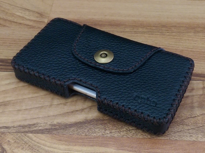Bao Da Đeo Lưng dành cho Blackberry Motion da bò