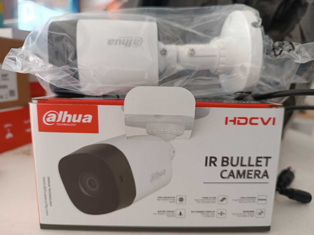 Camera Dahua thân trụ Cooper 2MP, 3.6mm, IR20m, IP67, Nhựa, 2Y WTY_DH-HAC-B1A21P, CAMERA DAHUA GIÁ RẺ,HÀNG CHÍNH HÃNG,Camera thân trụ DAHUA analog 2MP