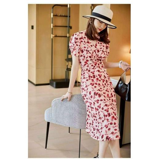 HÀNG NHẬP - ĐẦM LỤA HỌA TIẾT CHERRY XINH XẮN