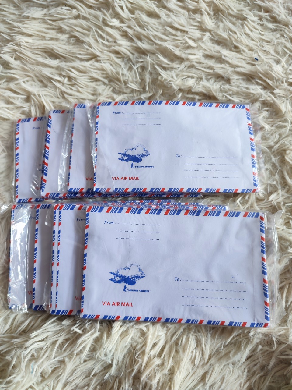 Phong bì thư máy bay có keo dán