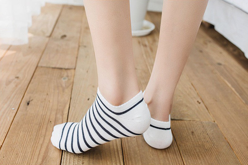 Set 5 Đôi Tất Cổ Ngắn Họa Tiết Caro Màu Sắc Tươi Sáng Kiểu Dáng Trẻ Trung TN58