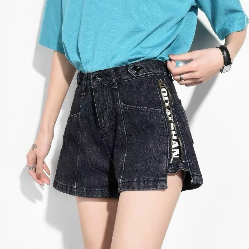 Quần sooc jeans kéo khoá sườn cá tính