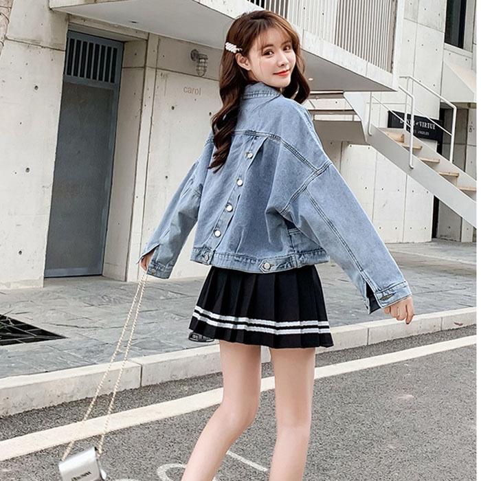Áo khoác jeans nữ dáng lửng trẻ trung, thời trang thu đông 2021