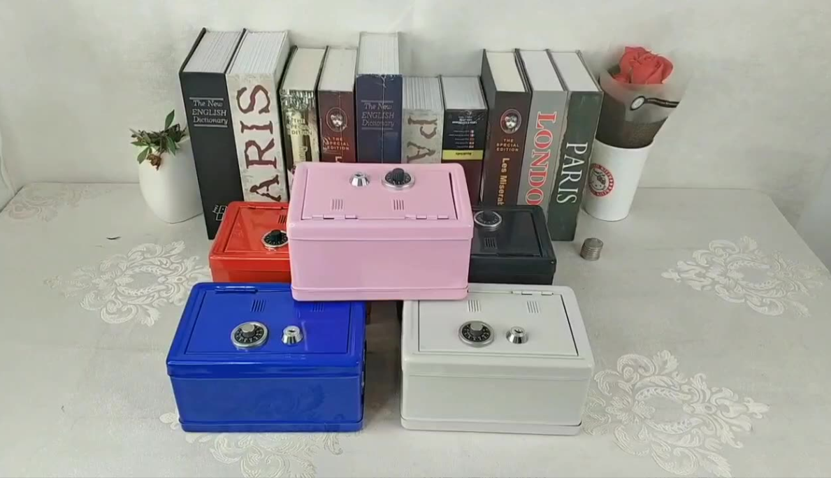 Két sắt khoá chìa , két sắt mini có khe nhét tiền