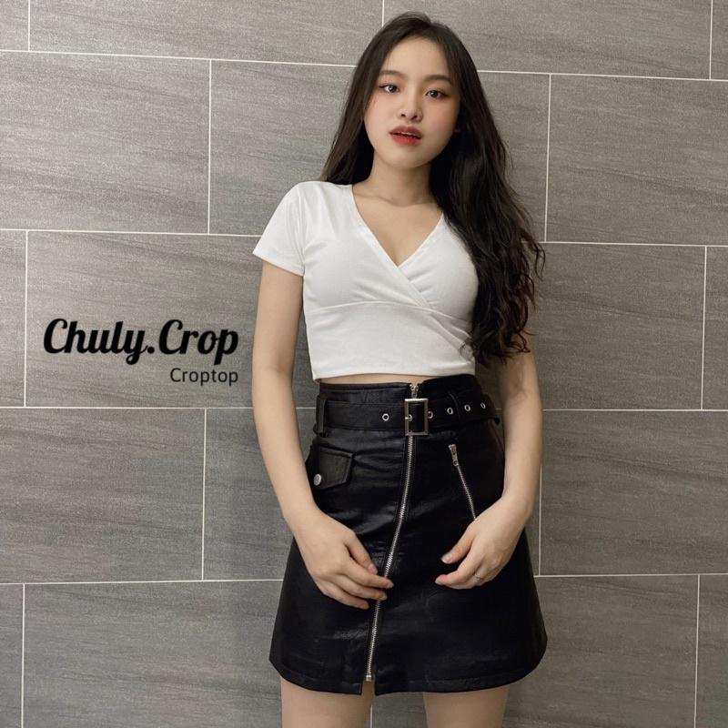 Áo croptop cổ chữ V xẻ ngực sexy, tôn dángkèm họa tiết hoa nhí