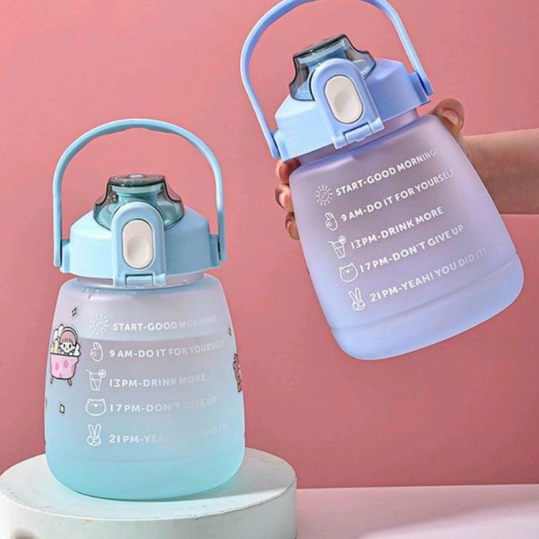 Bình Đựng Nước Cute Chia Vạch Nhắc Giờ Uống Nước Có Dây Đeo 1300ml Hàng Loại 1 - Chính Hãng 