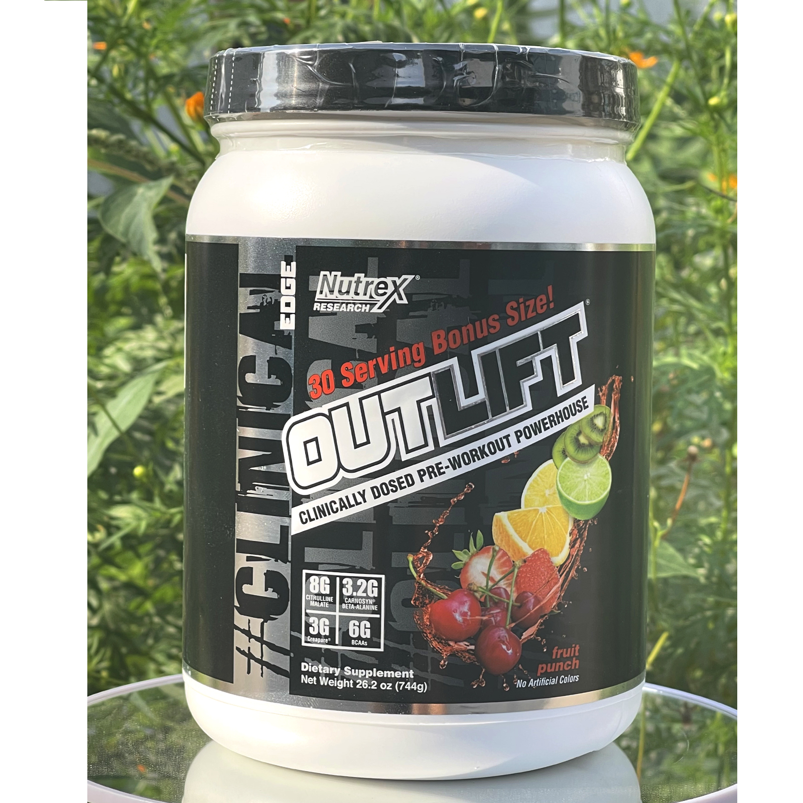 Combo Pre-workout Outlift của Nutrex hương Fruit Punch hộp 30 lần dùng hỗ trợ tăng sức bền, sức mạnh trước tập, giảm cân, đốt mỡ cho GYMER &amp; Bình shaker 600ml (Mẫu ngẫu nhiên)