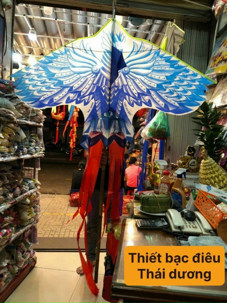 Diều  thiếc bạc điêu 6 đuôi