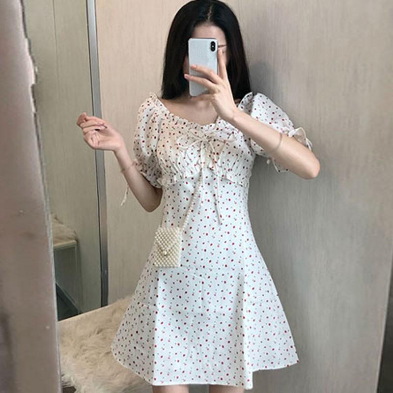 Đầm nữ tay ngắn hoạ tiết trái tim phong cách Hàn Quốc