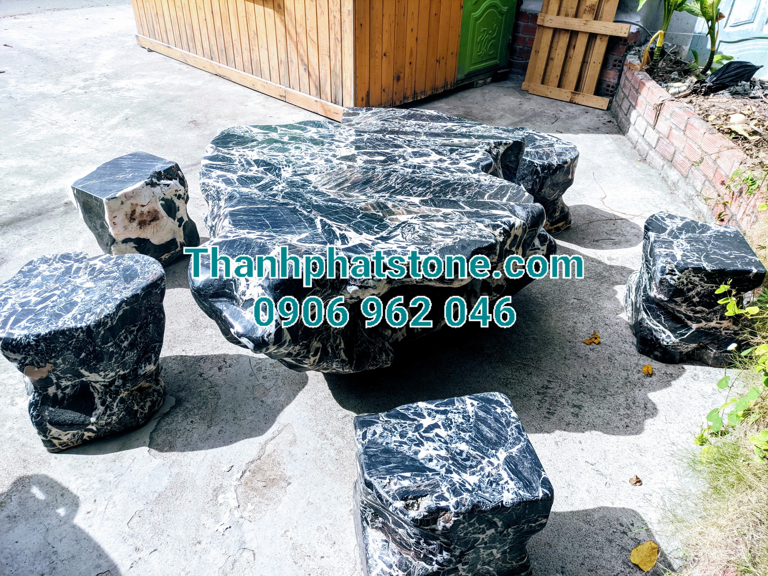 Bộ bàn ghế đá tự nhiên