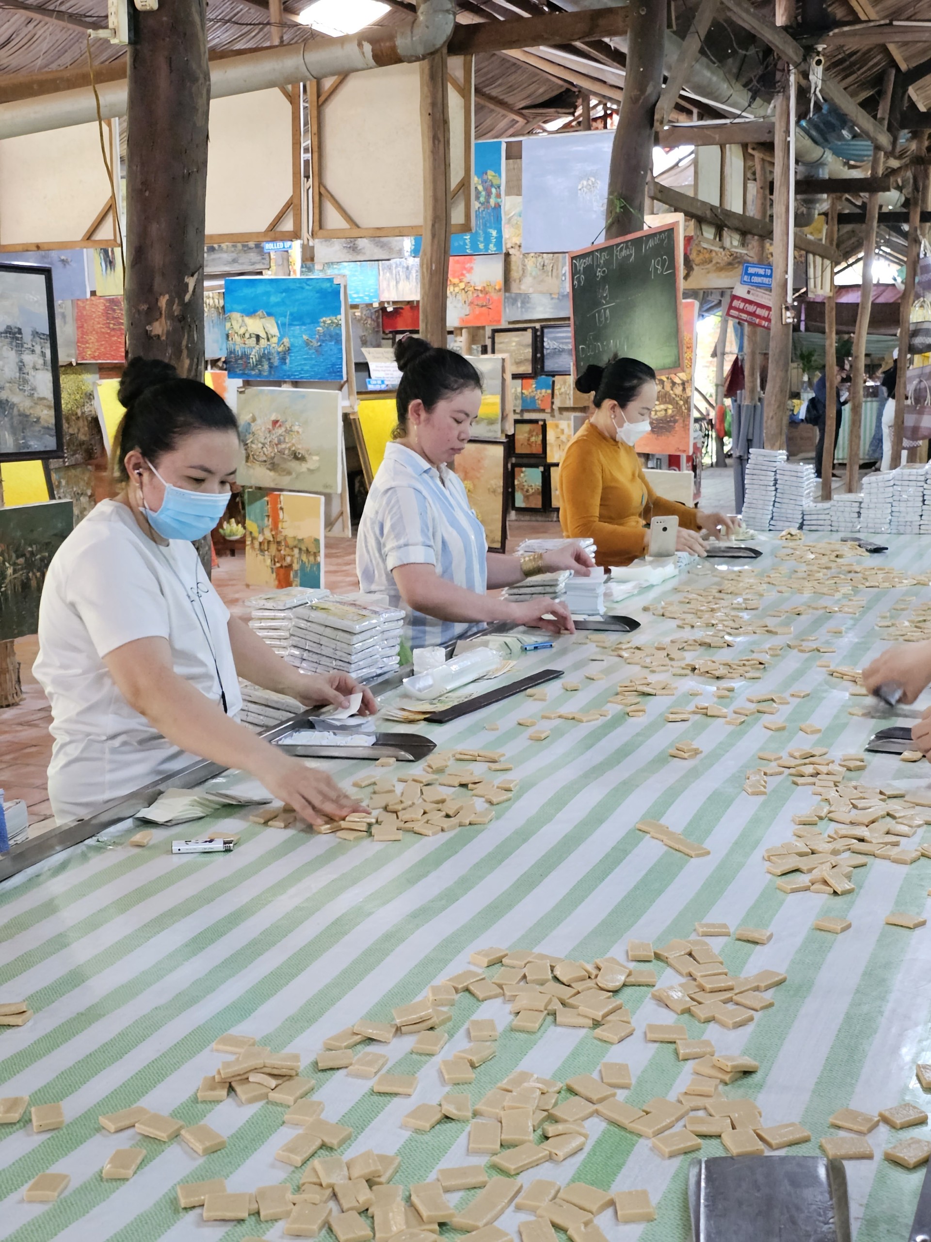 SÀI GÒN – MỸ THO - BẾN TRE - CẦN THƠ – ĂN TỐI DU THUYỀN 5* - SÓC TRĂNG – BẠC LIÊU – CÀ MAU– SÀI GÒN