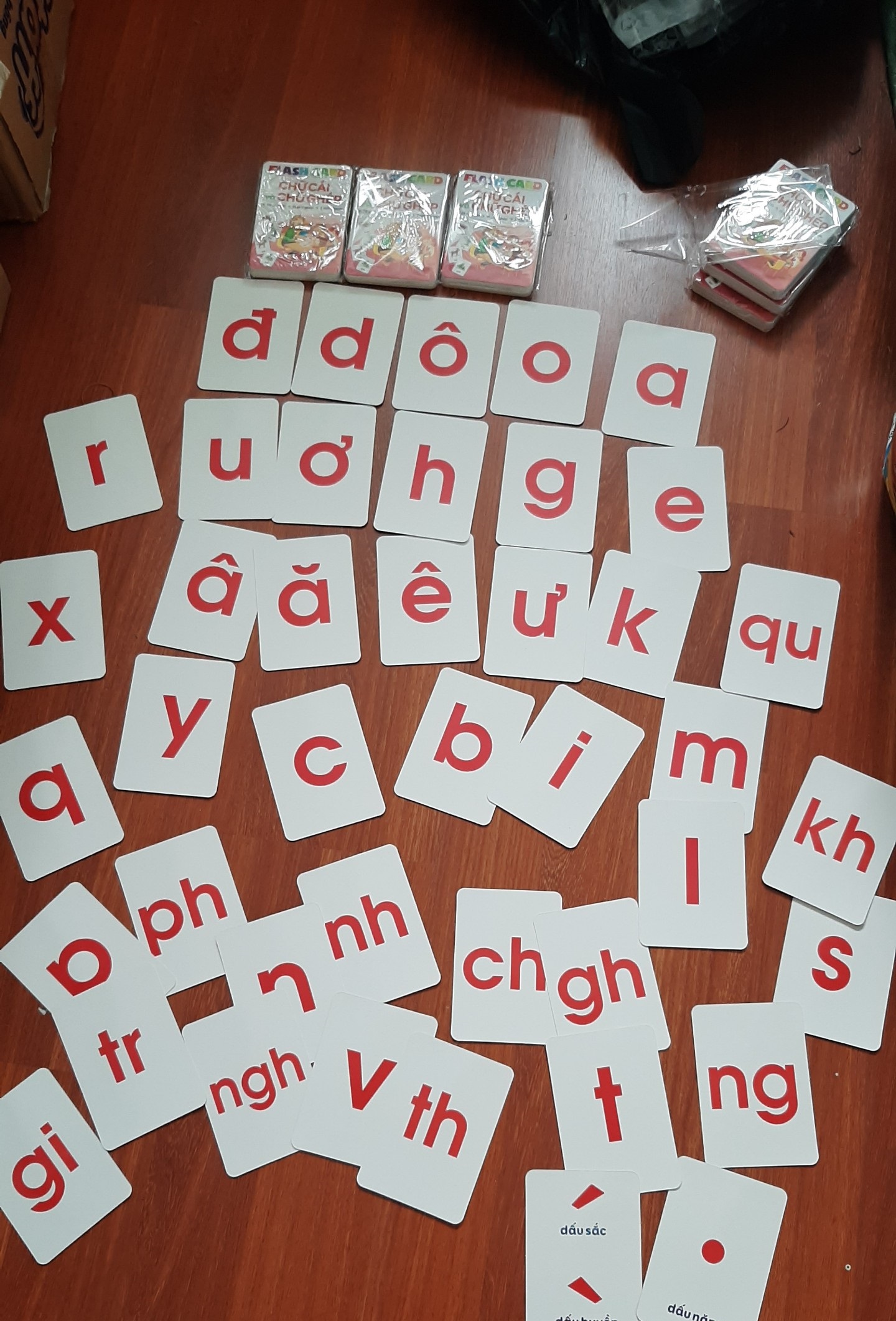 Bộ 42 Thẻ Học Flash Card Chữ Cái Và Chữ Ghép Cho Bé