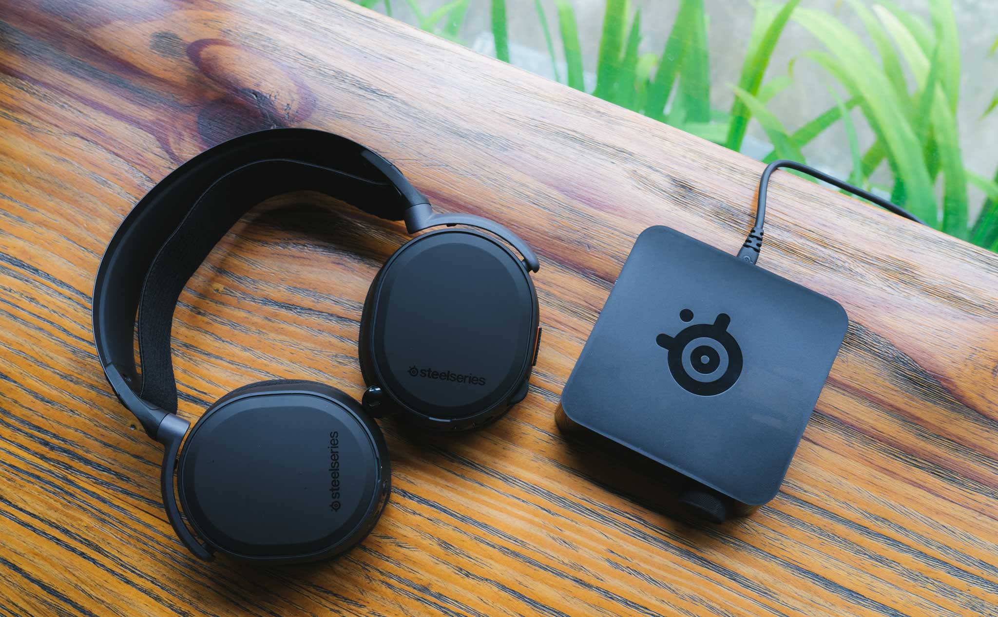 Tai nghe SteelSeries Arctis Pro Wireless - Hàng chính hãng - đen