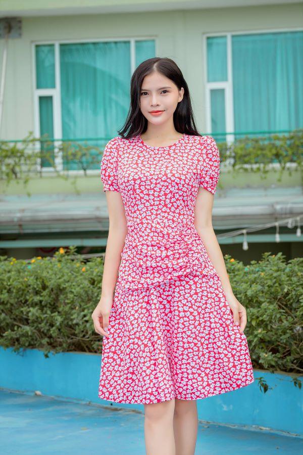 Váy xòe xếp bèo hoa cúc màu đỏ EV22