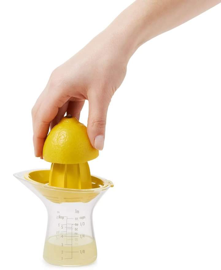 Dụng cụ vắt chanh OXO có vạch đo dung tích Hàng chính hãng