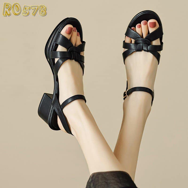 Sandal nữ gót vuông, quai đan ROSATA RO578 cao 5p - Đen - HÀNG VIỆT NAM - BKSTORE