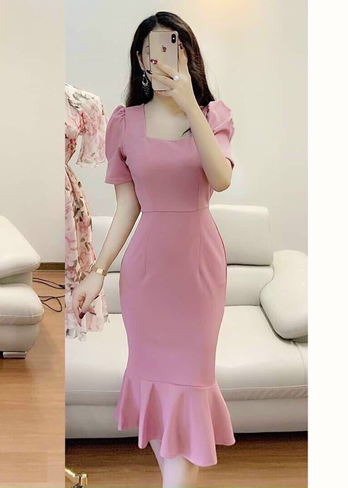 Đầm Dáng Dài Đuôi Cá Duyên Dáng