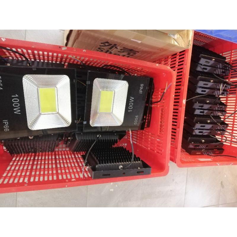 ĐÈN PHA COB 10w, 20w, 30w, 50w, 100w, 150w cao cấp ngoài trời
