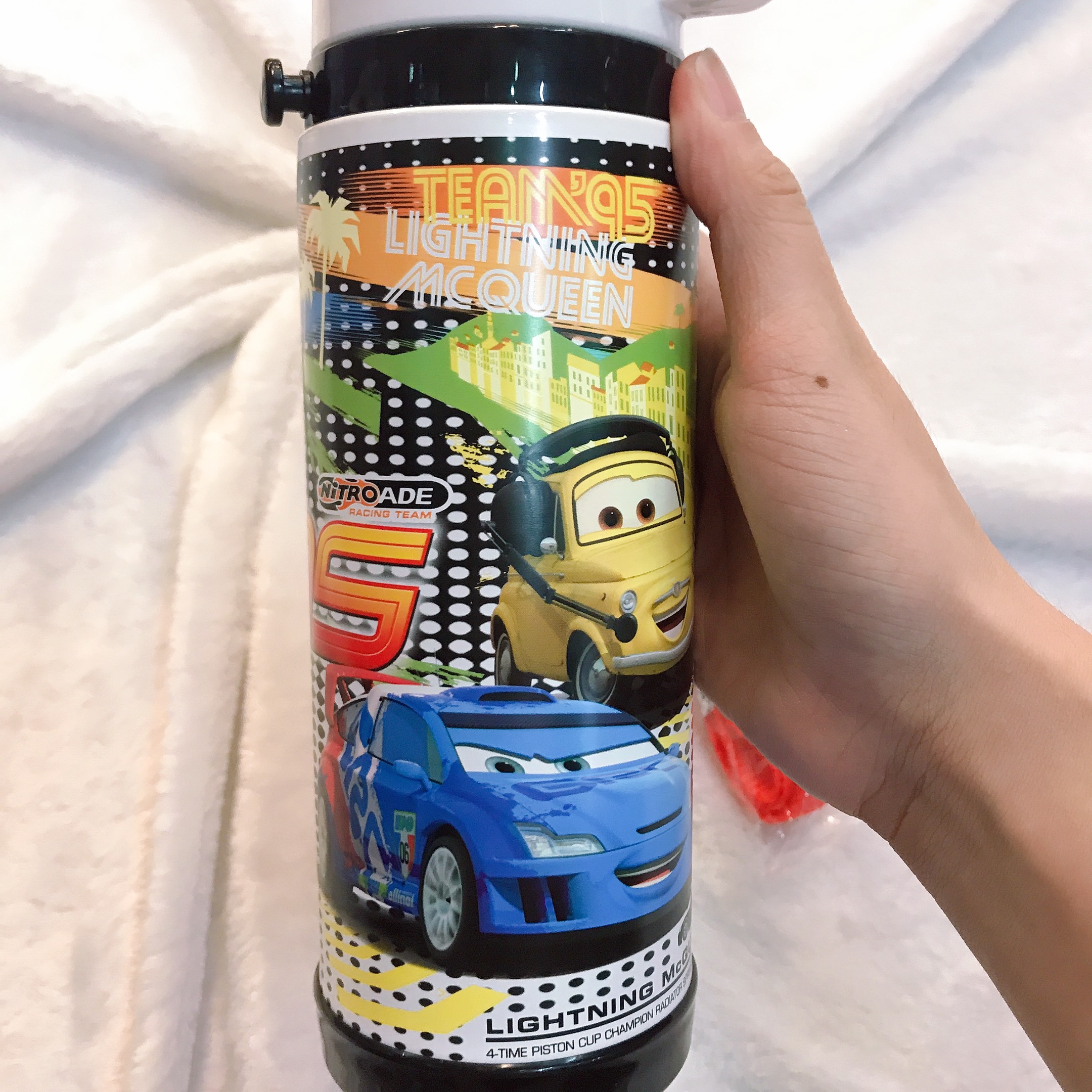 Bình nước giữ nhiệt hình xe Car McQueen màu đen cho trẻ em, các bé, học sinh -  - WD-3410CARDEN
