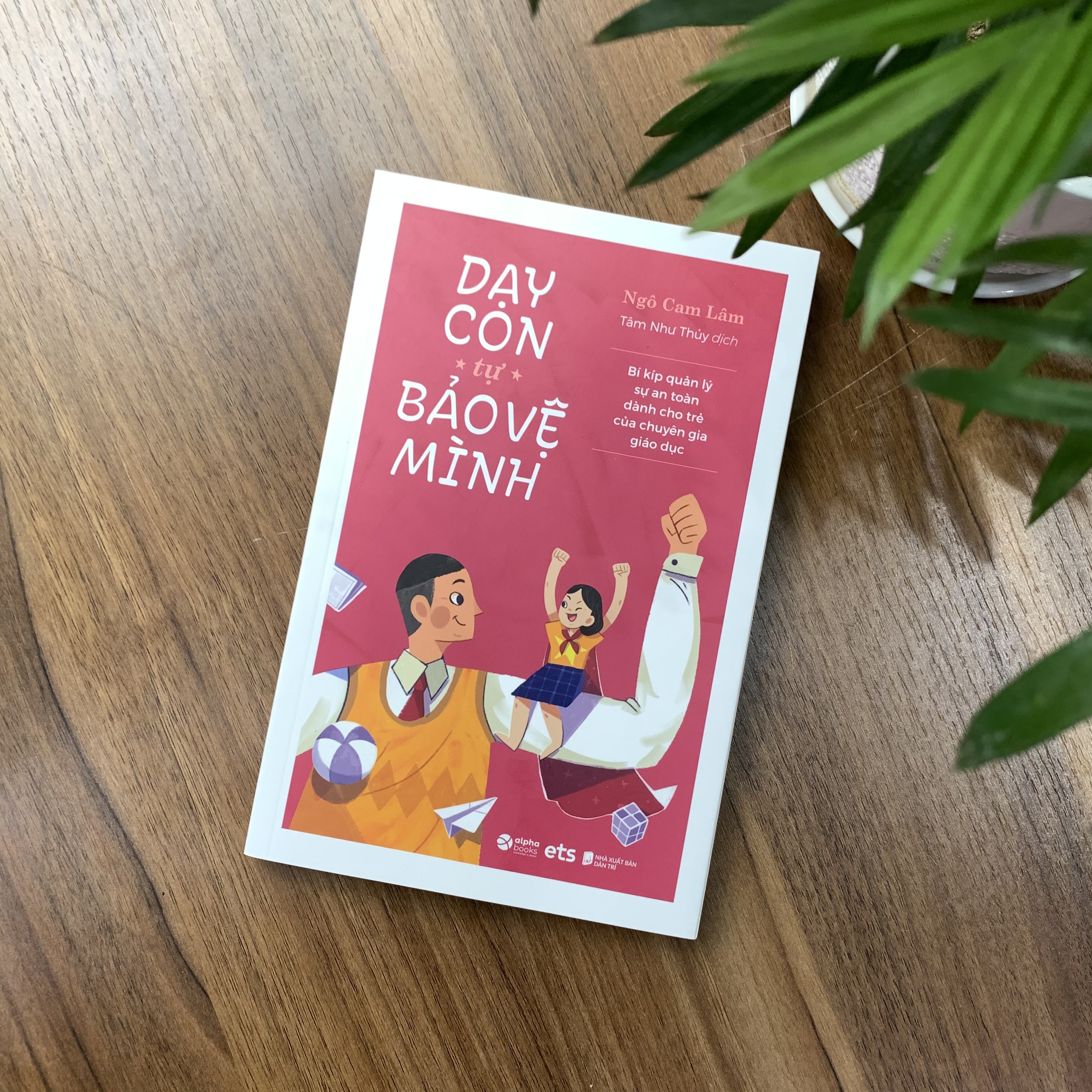 Sách Dạy Con Tự Bảo Vệ Mình